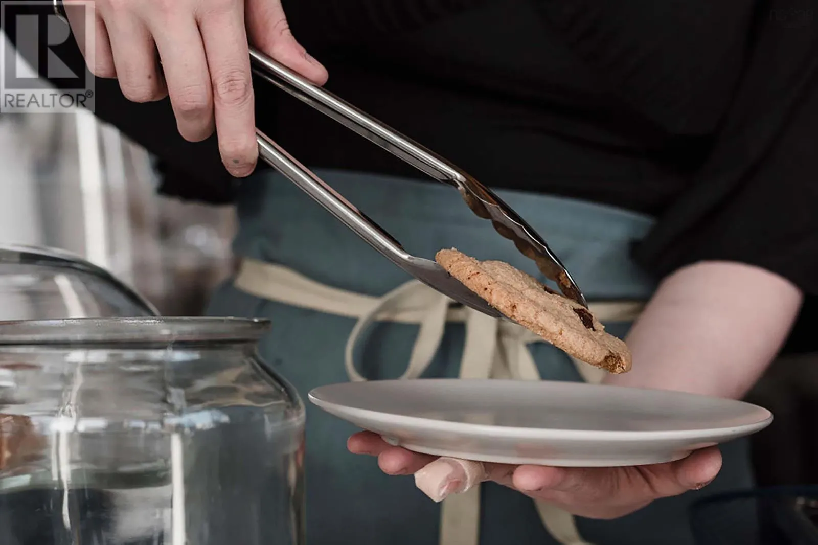 2851 Agricola Street