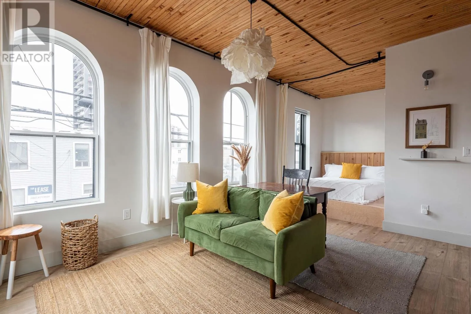 2851 Agricola Street