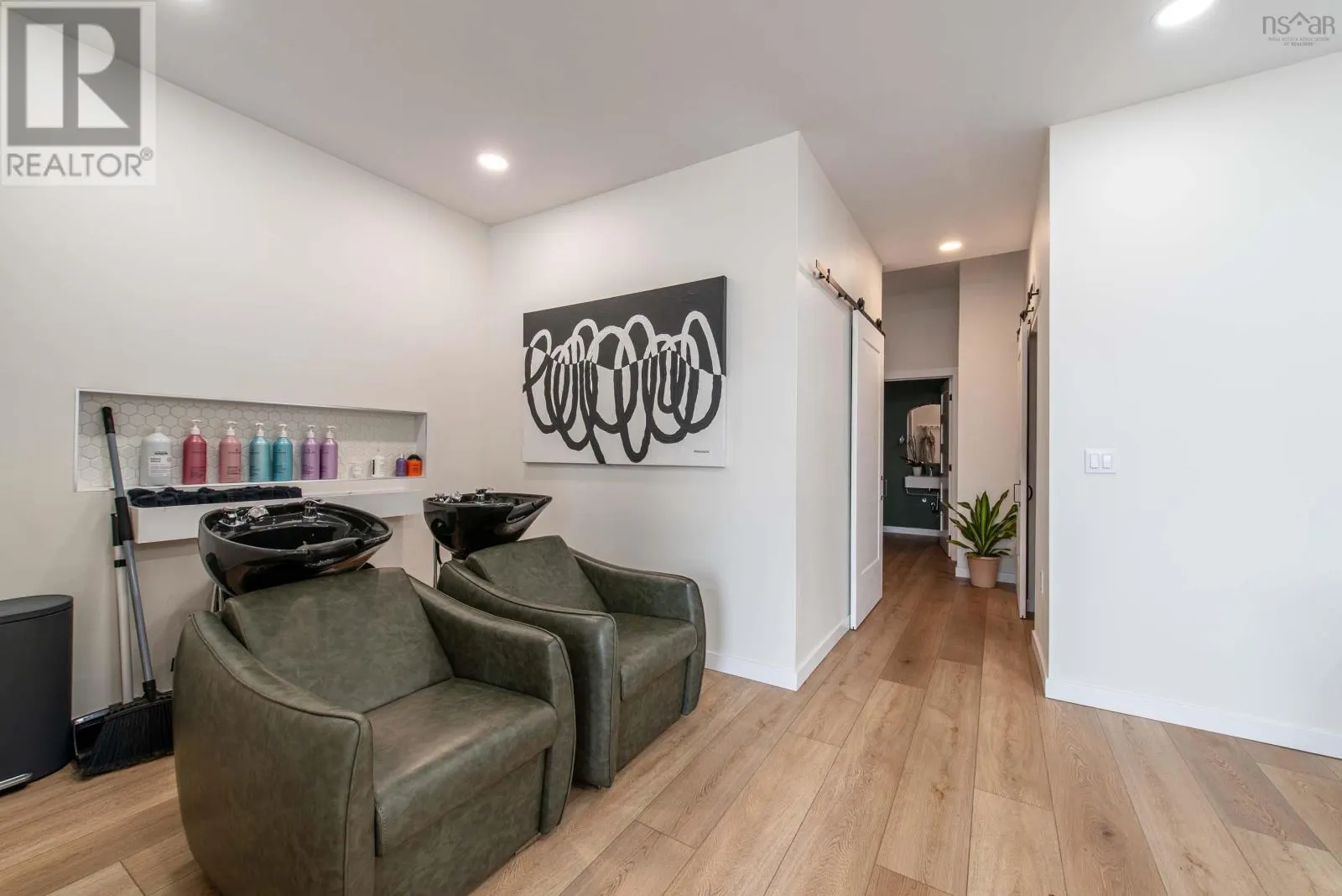 2851 Agricola Street