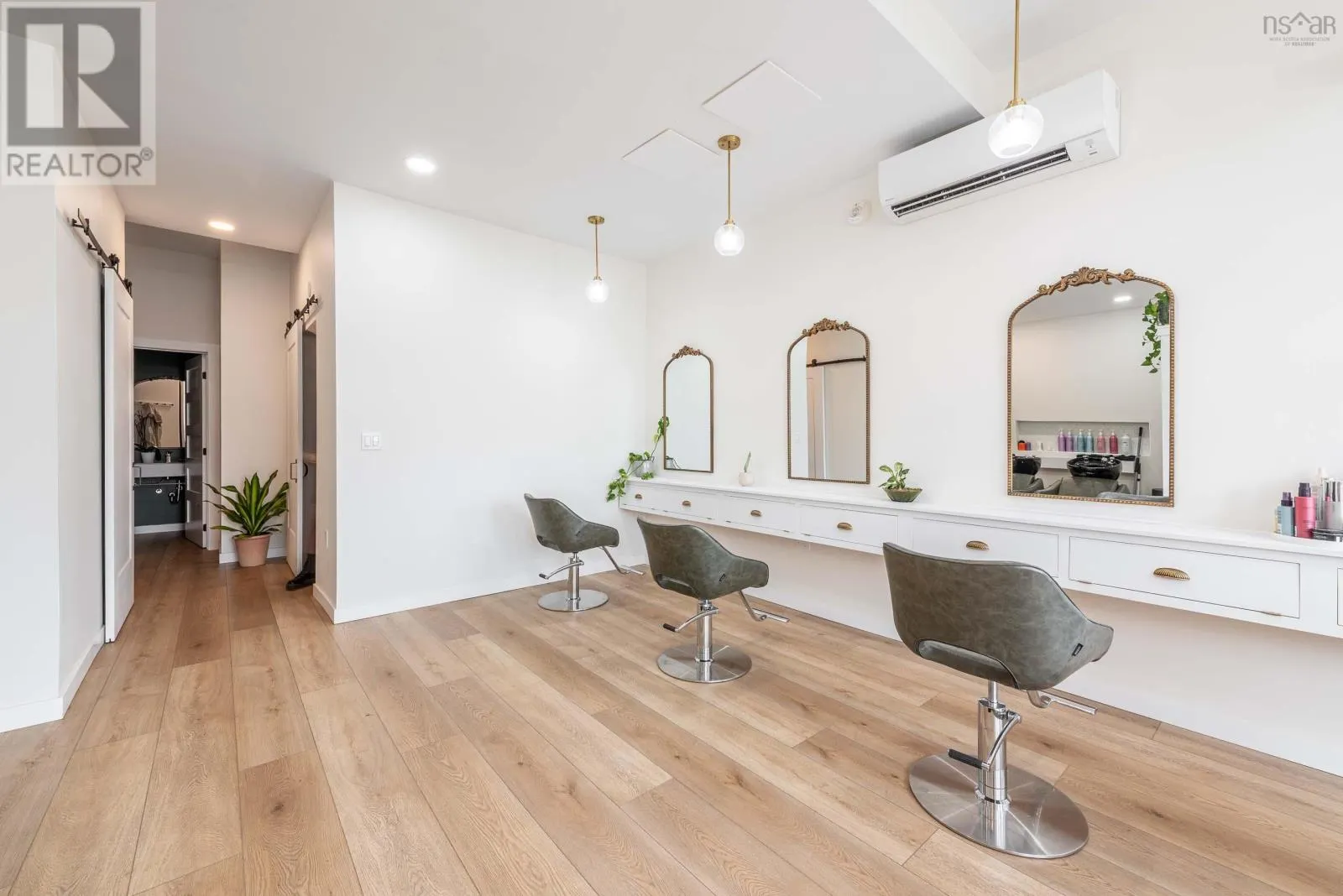 2851 Agricola Street