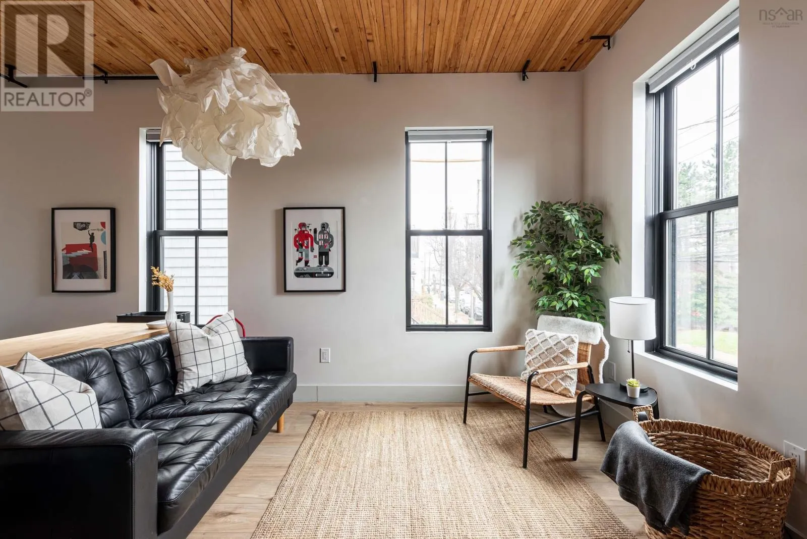 2851 Agricola Street