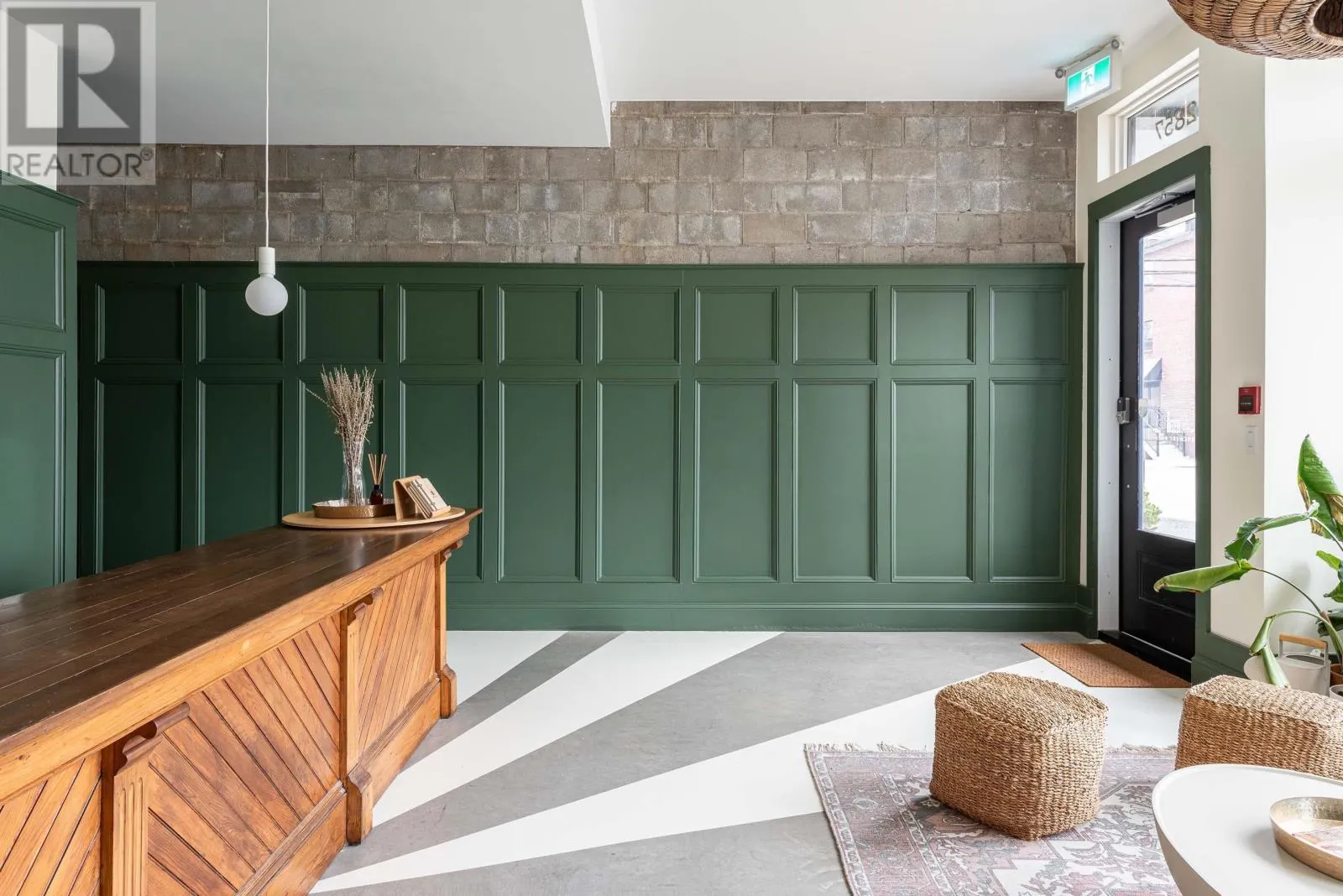 2851 Agricola Street