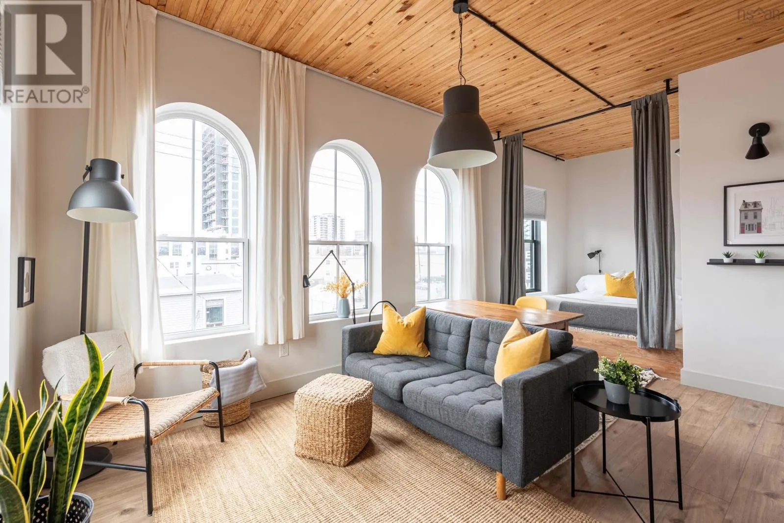 2851 Agricola Street