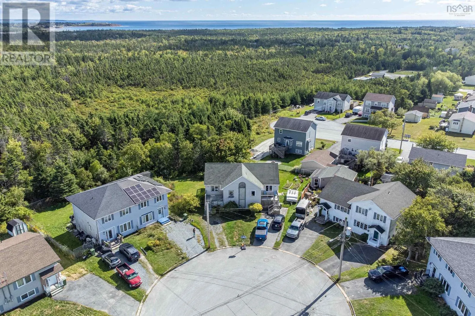64 Thorncrest Court