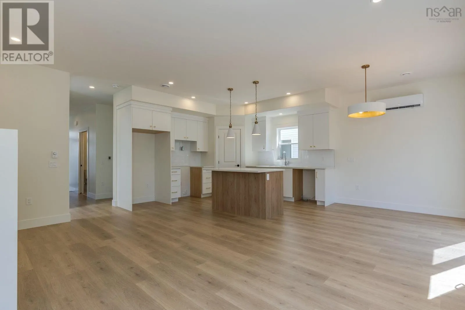 PC-38 45 Pearlgarden Close