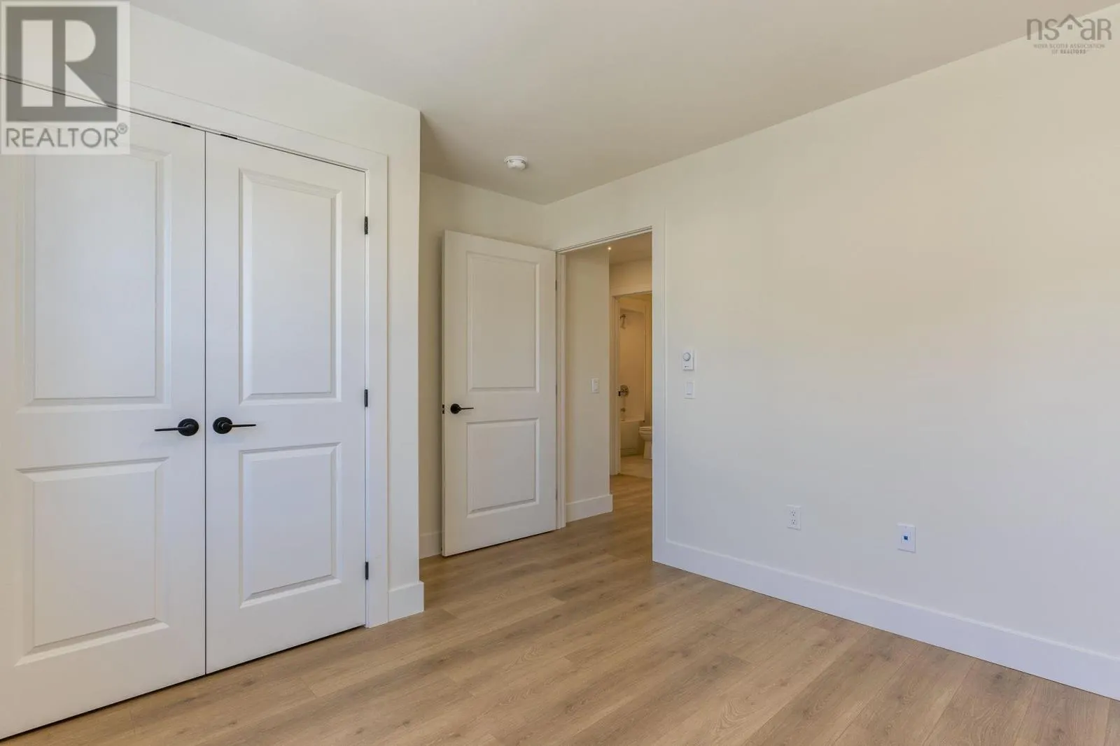 PC-38 45 Pearlgarden Close