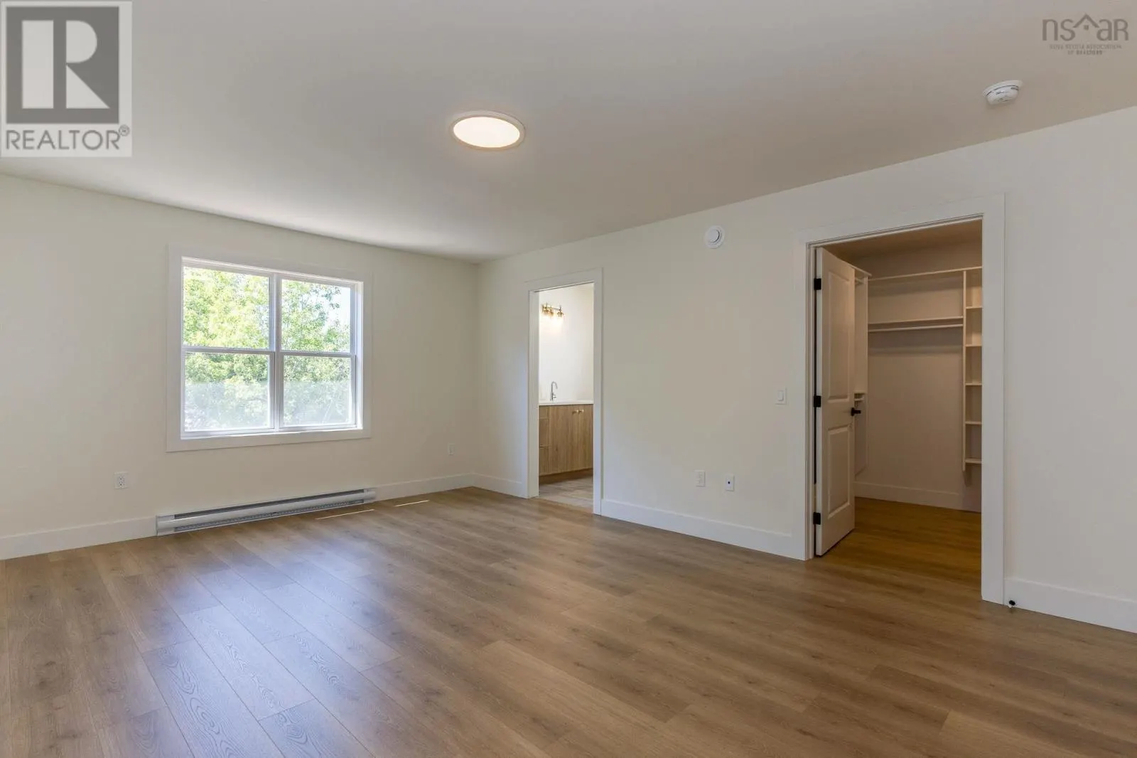 PC-38 45 Pearlgarden Close