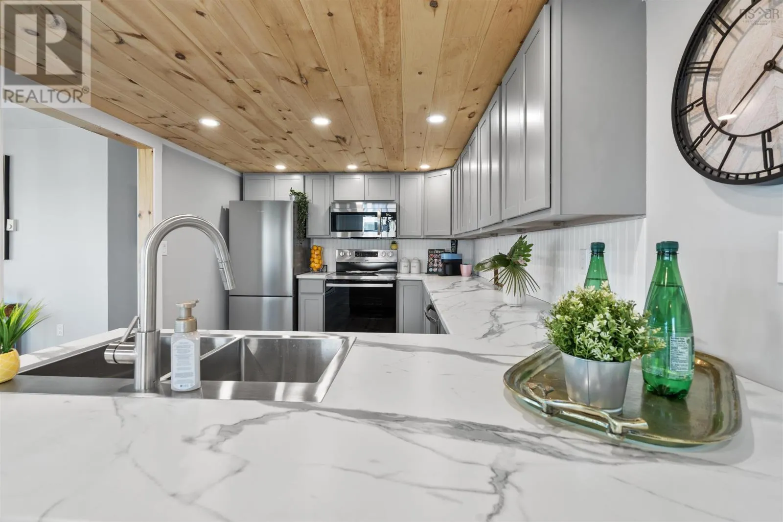 1303 Passage Road