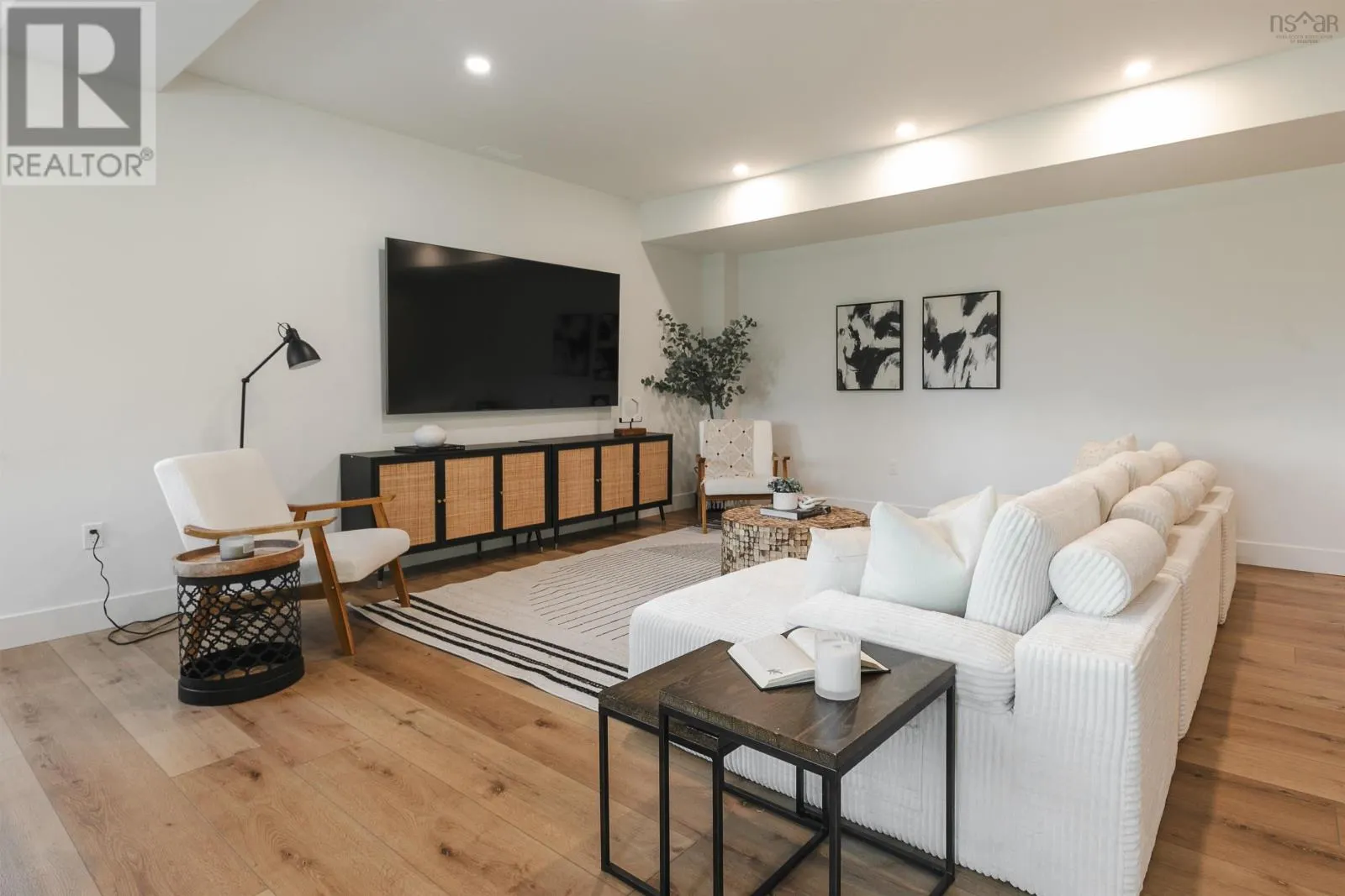 360 Oceanstone Drive