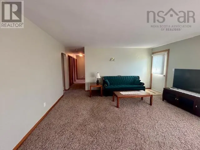 2695 Lingan Road