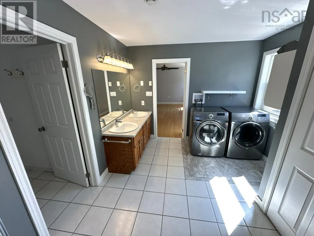 1779 Drummond Drive|Ravenwood