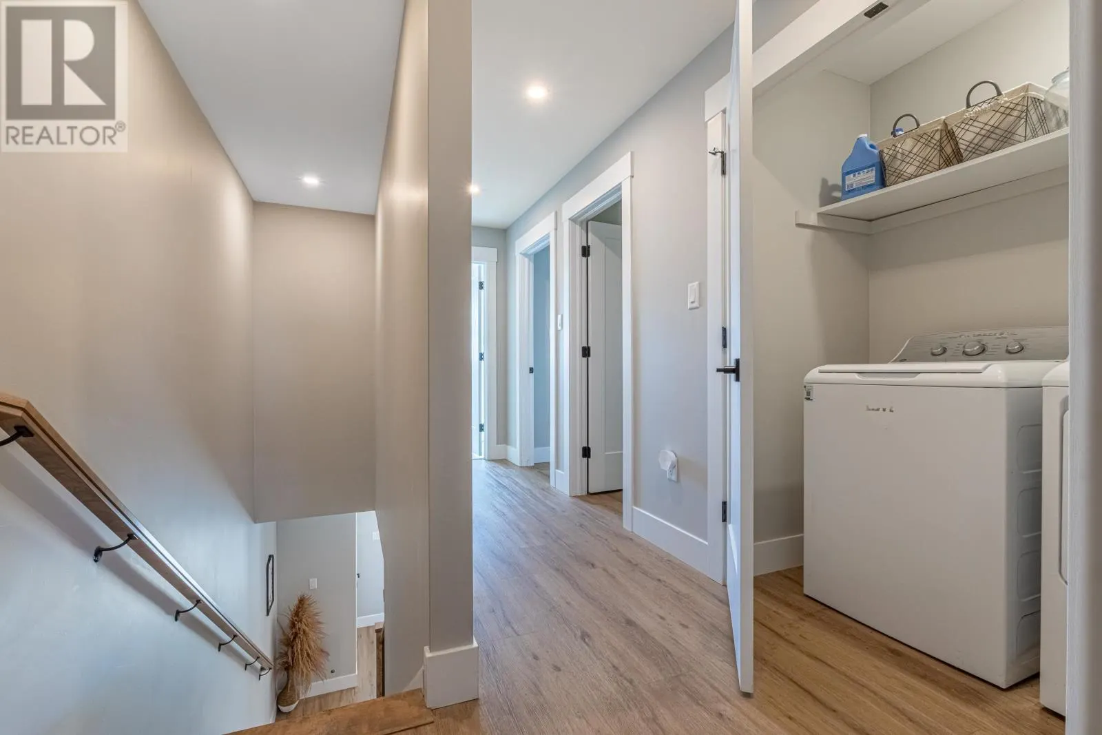 85 FERRY Road