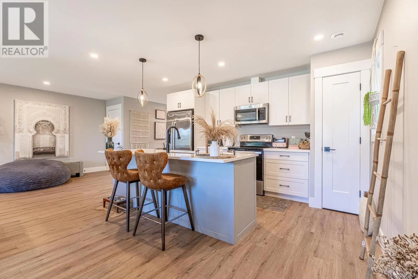 85 FERRY Road