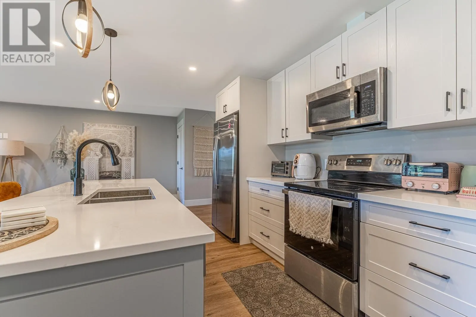 85 FERRY Road