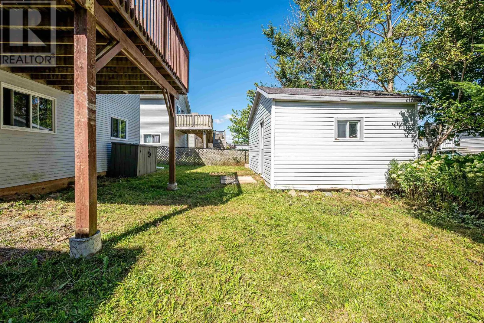 23 Jeep Crescent