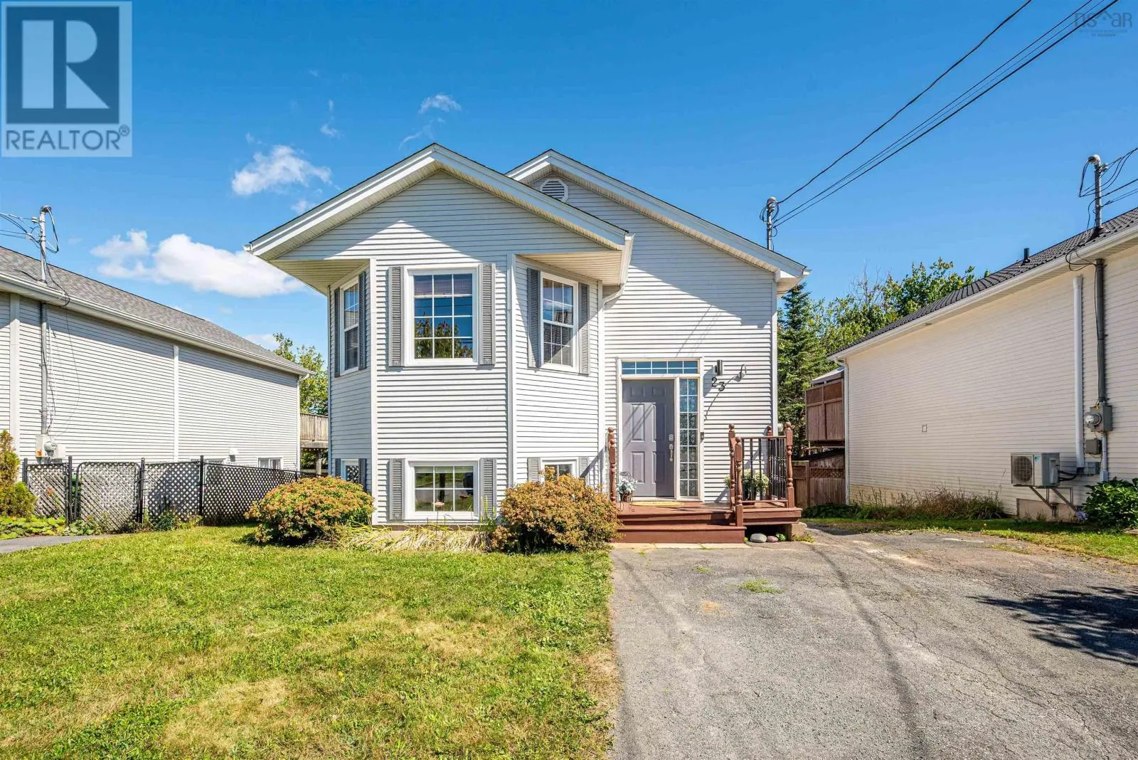 23 Jeep Crescent