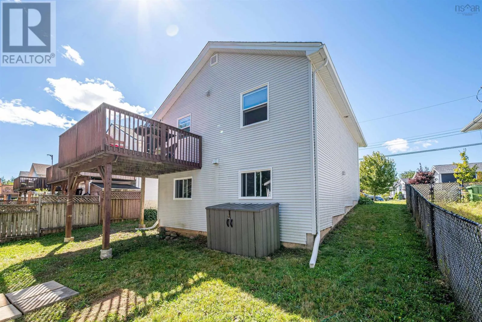 23 Jeep Crescent