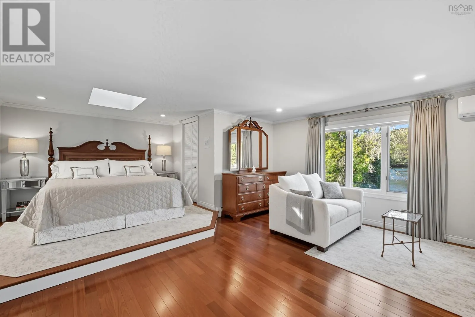 35 Sunnywood Road