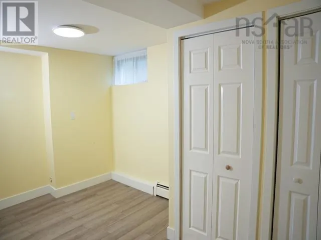 4 Starling Street