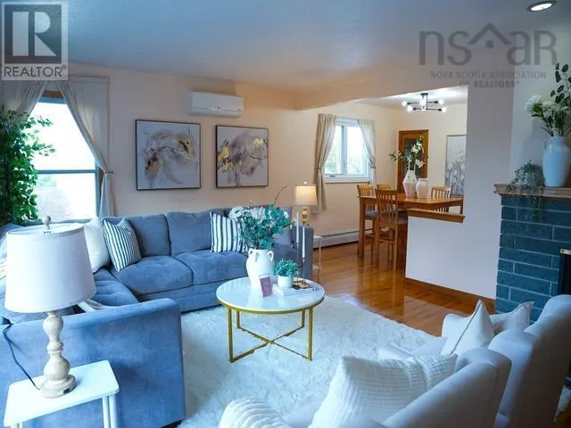 4 Starling Street