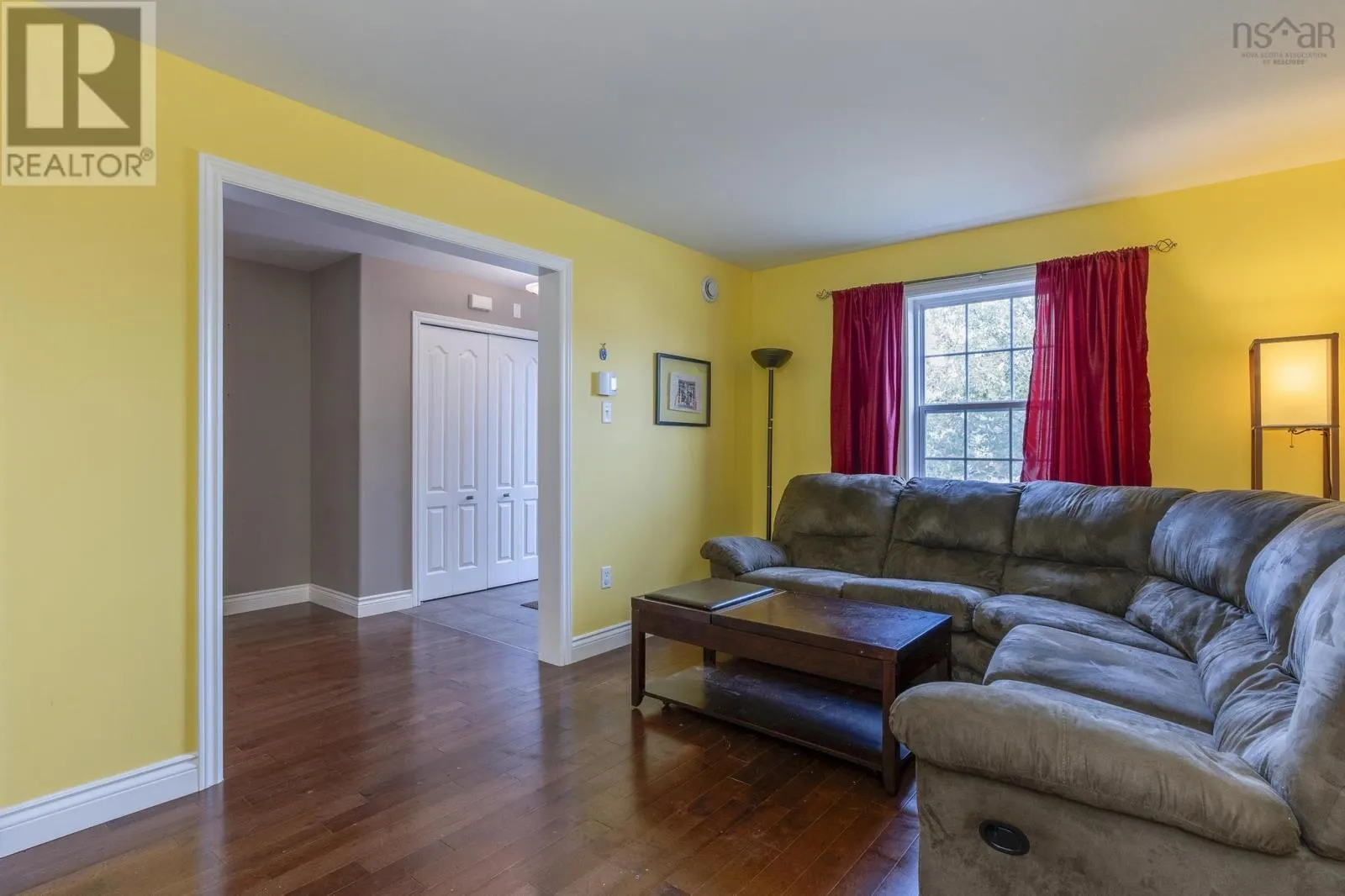 147 Governors Lake Drive