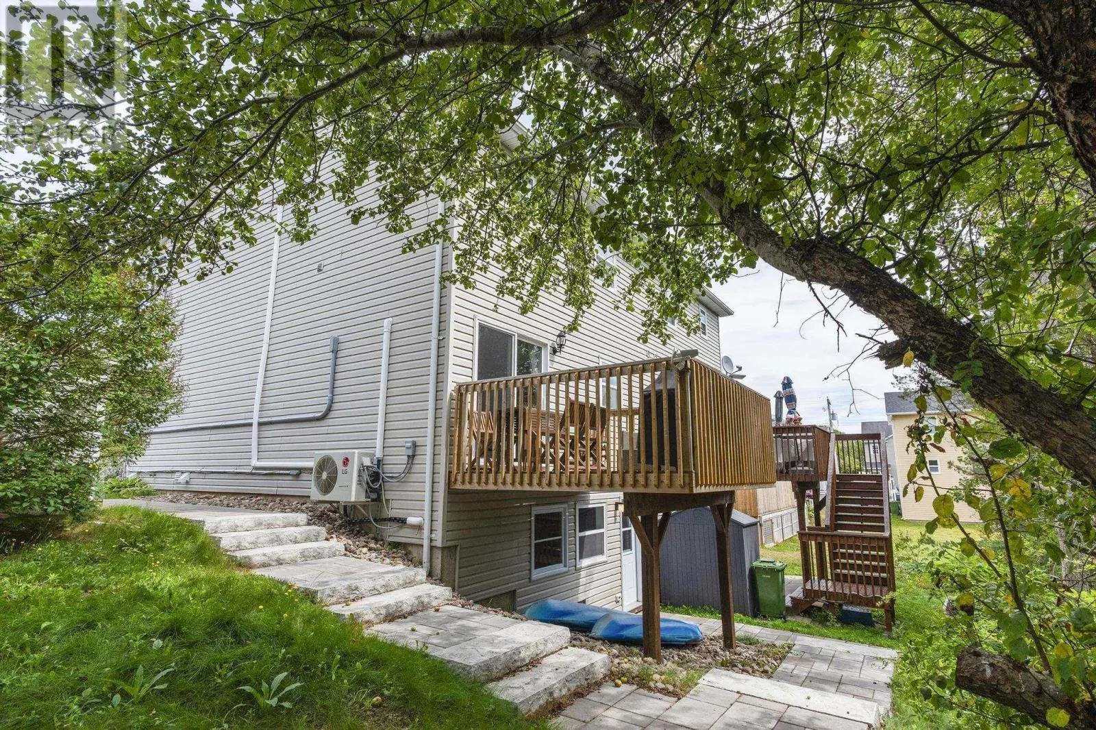 147 Governors Lake Drive