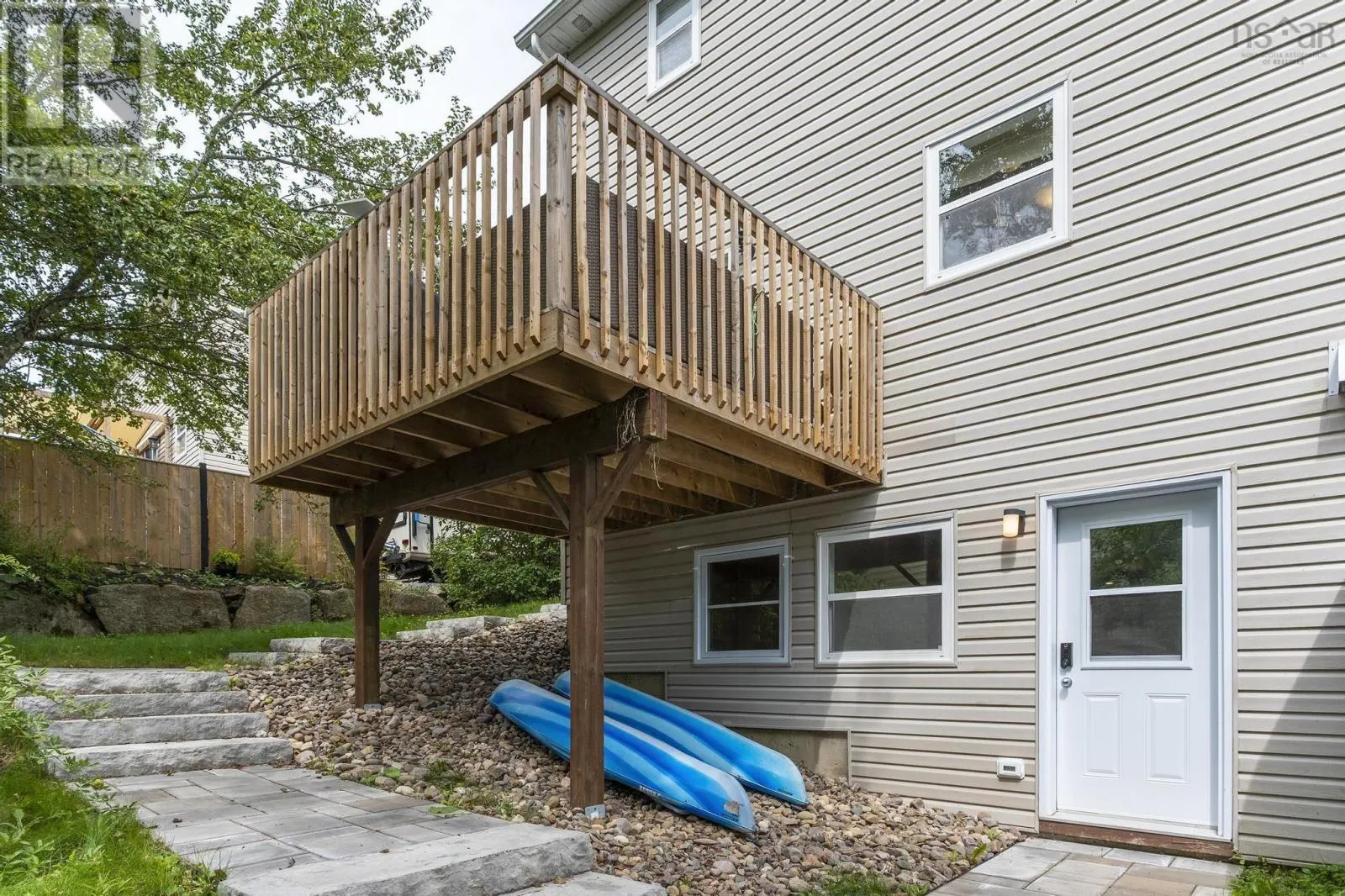 147 Governors Lake Drive