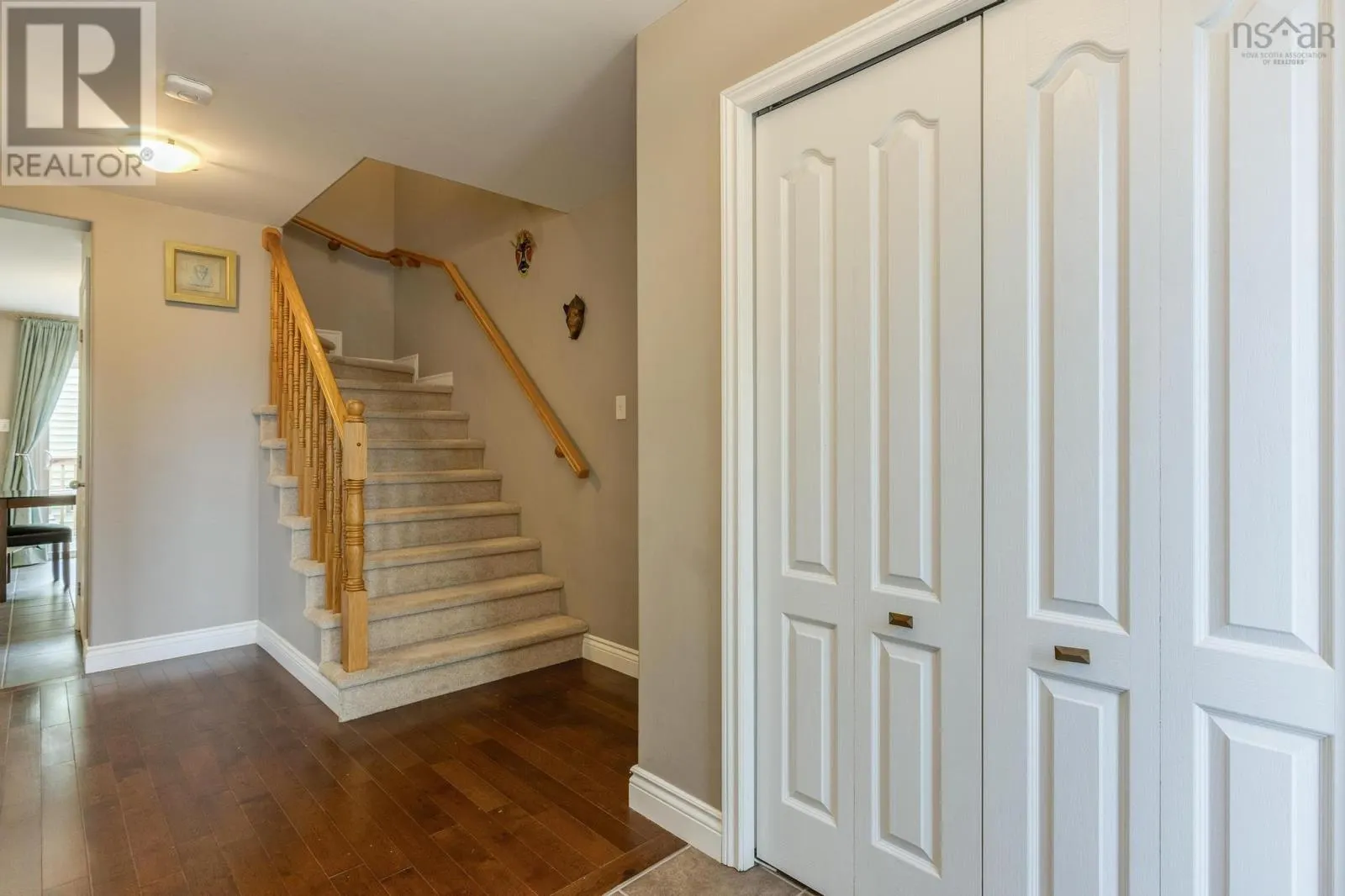 147 Governors Lake Drive