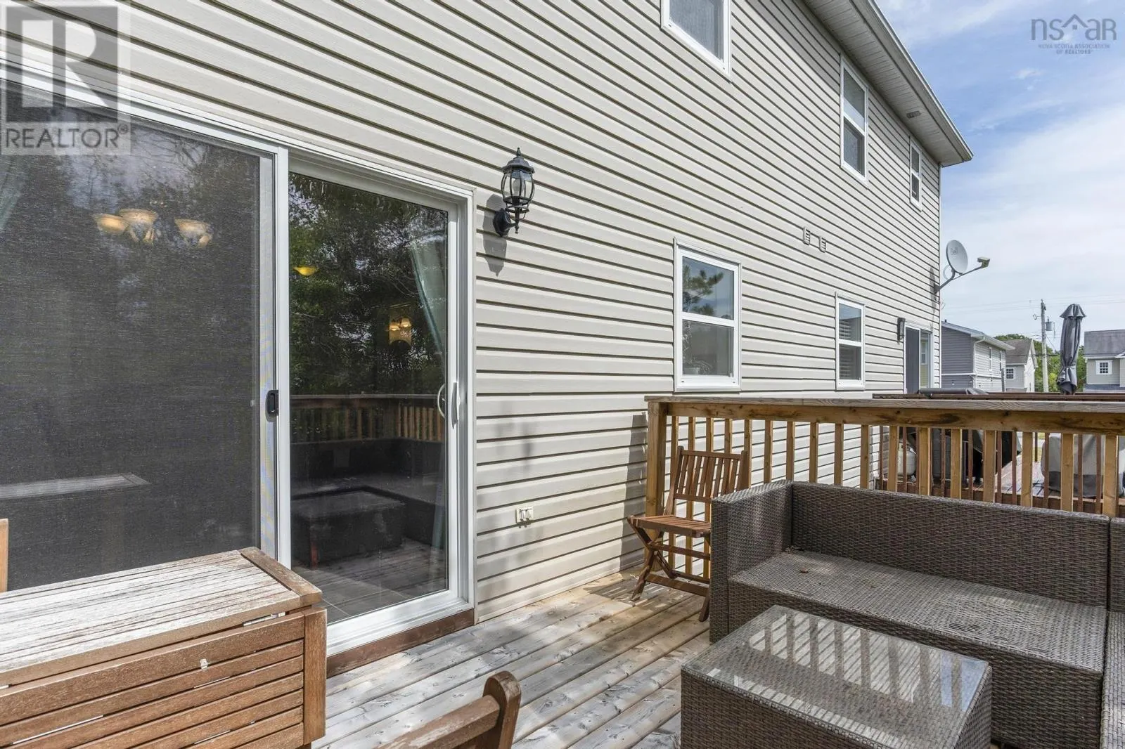 147 Governors Lake Drive