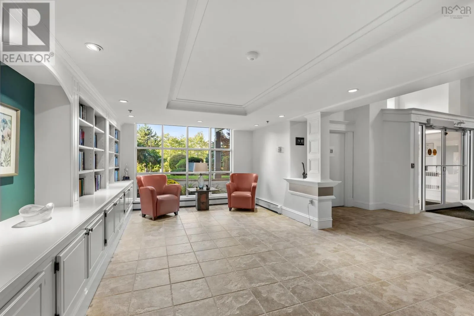 303 36 Southgate Drive