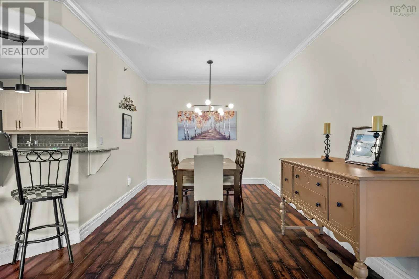 303 36 Southgate Drive