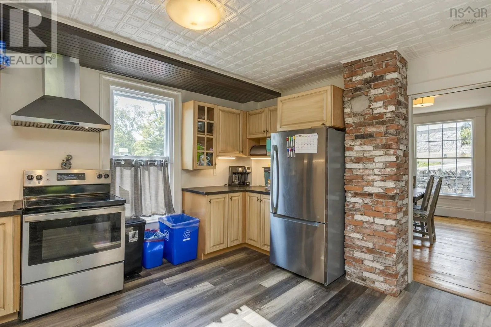 40 Pleasant Street