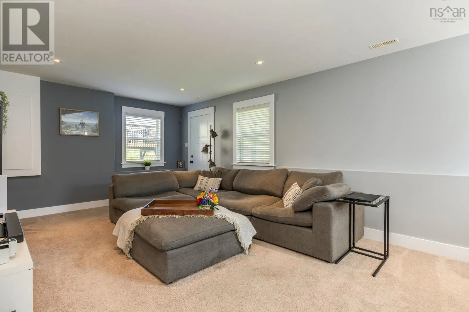 1095 Beaver Bank Road