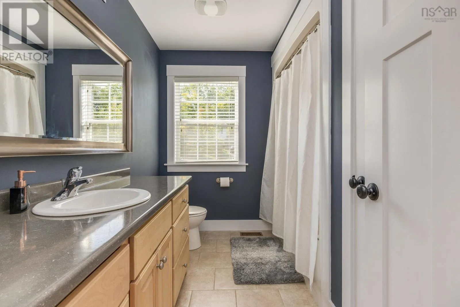 1095 Beaver Bank Road