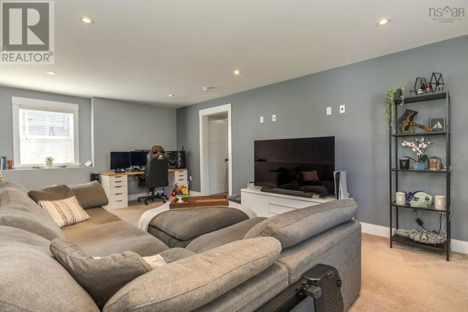 1095 Beaver Bank Road