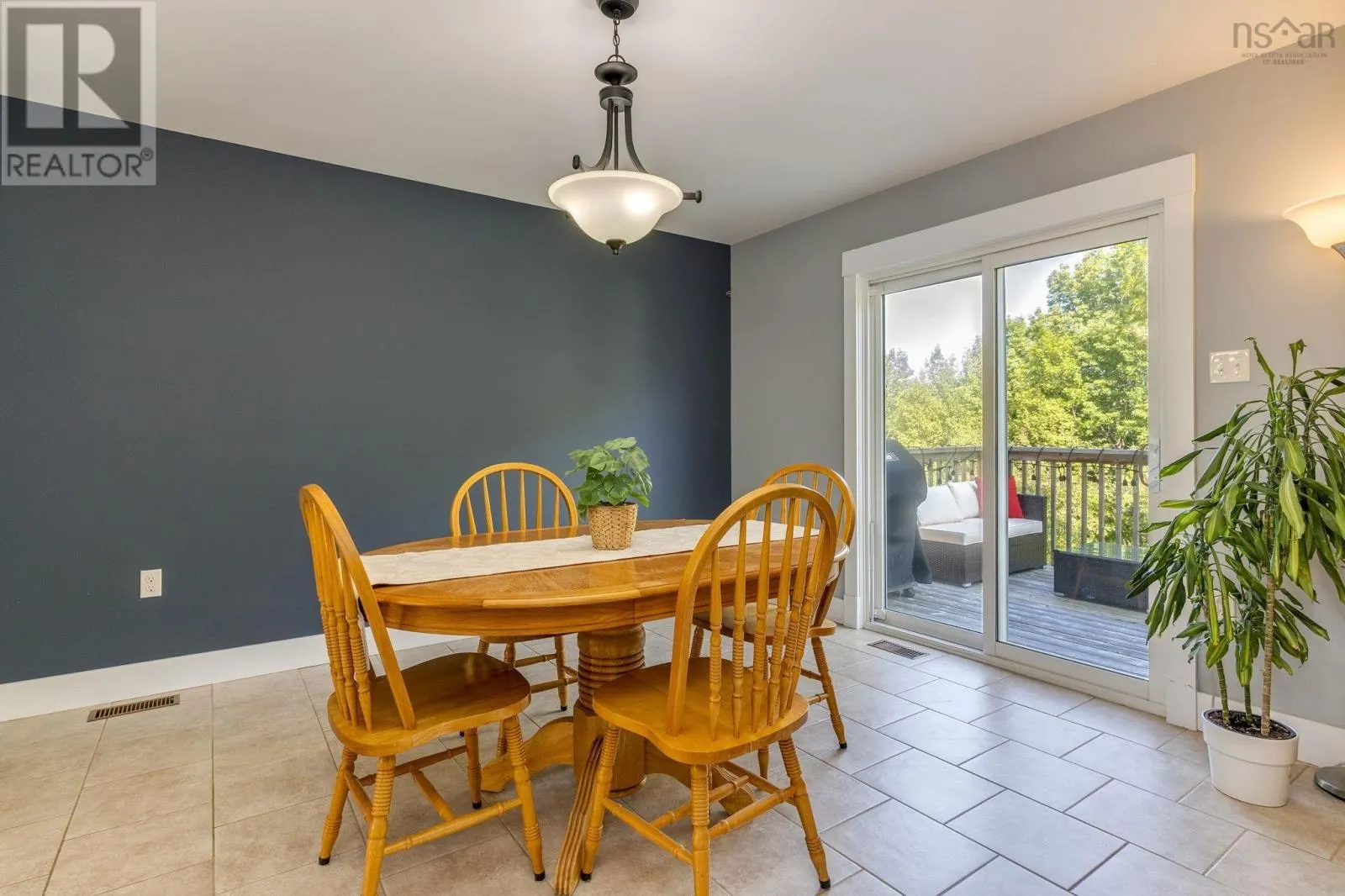 1095 Beaver Bank Road