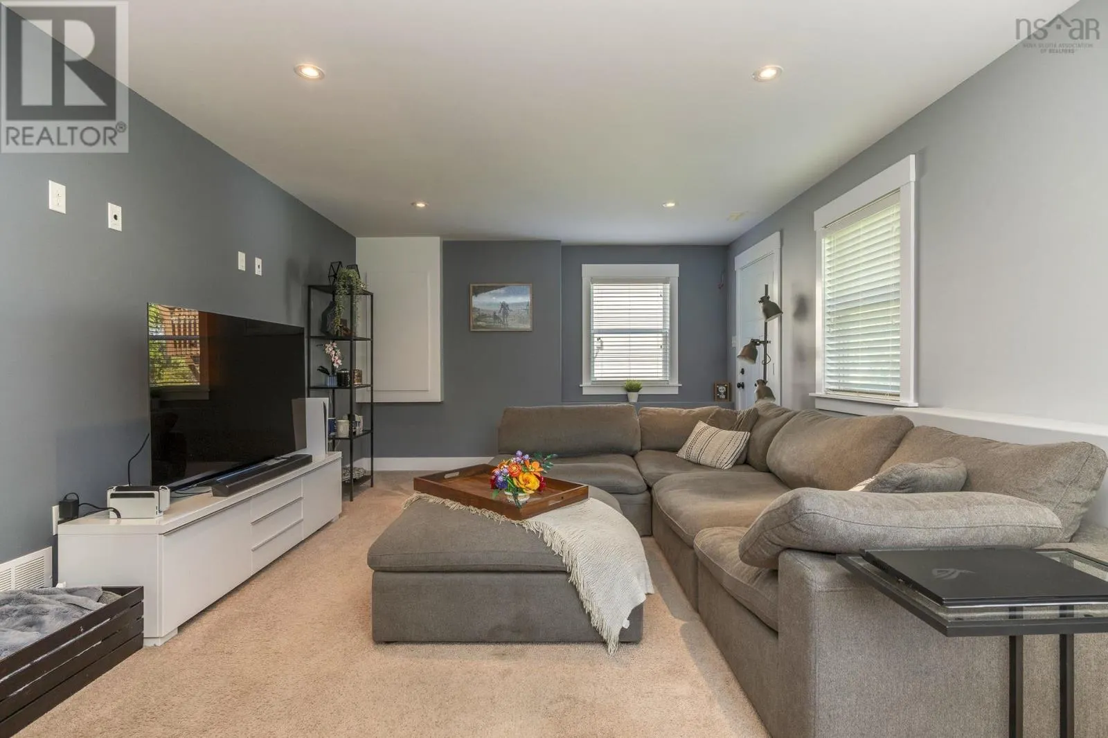 1095 Beaver Bank Road