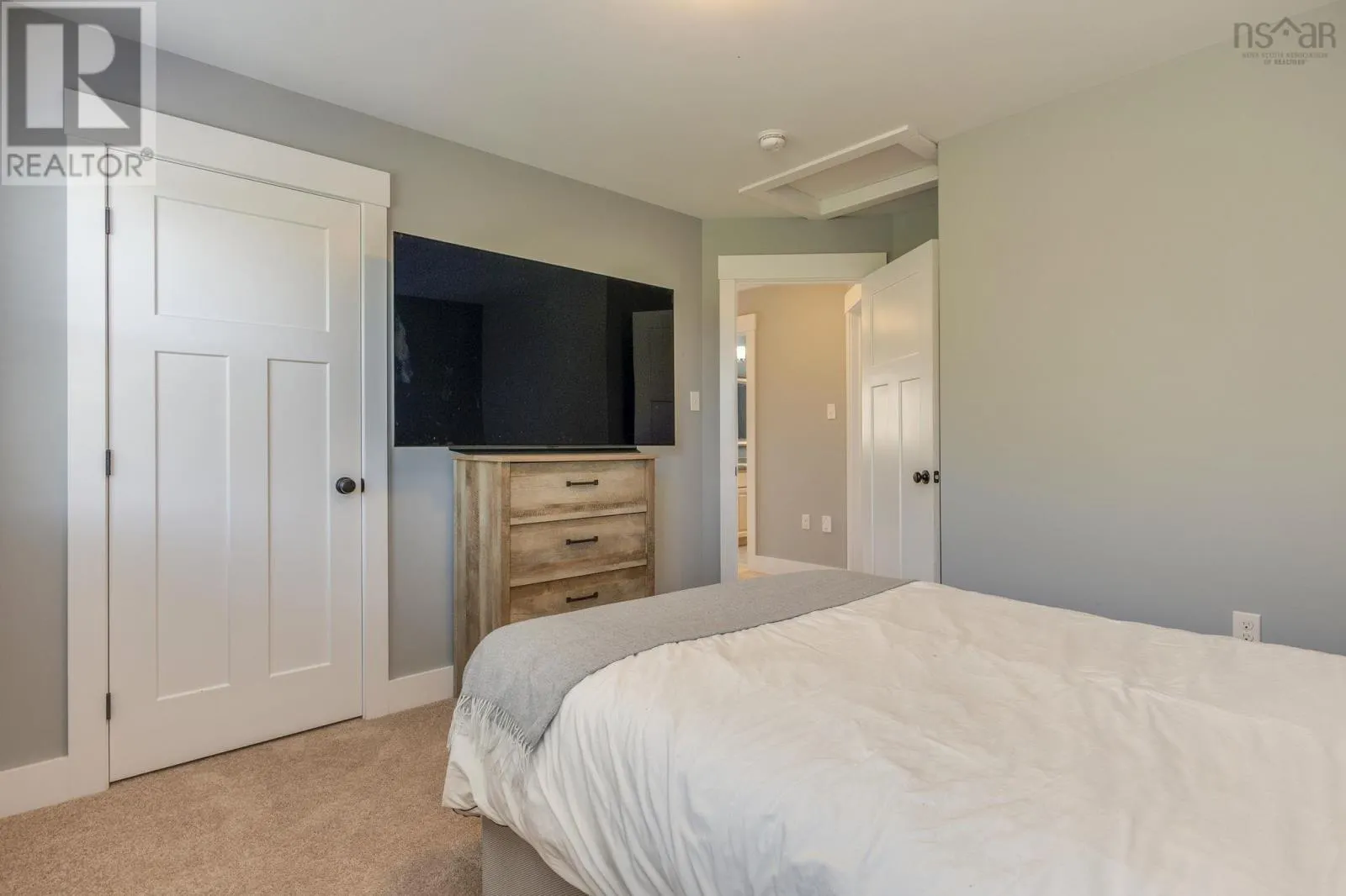 1095 Beaver Bank Road