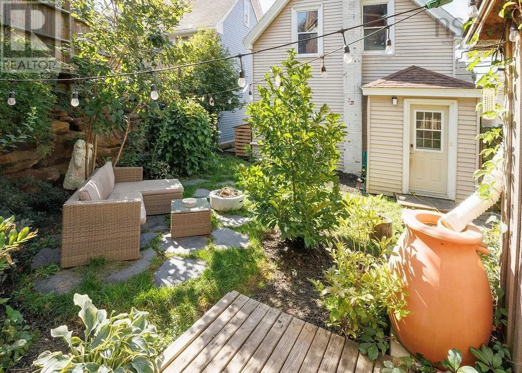 307 Gerrish Street