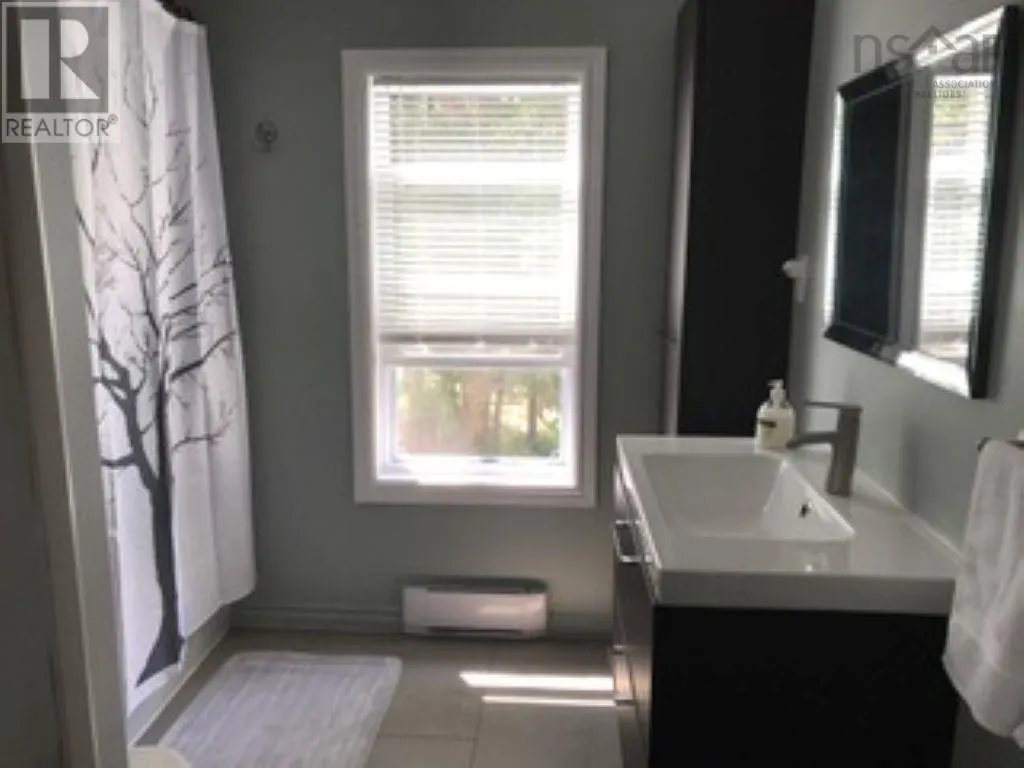 4 & 6 Hemlock Street