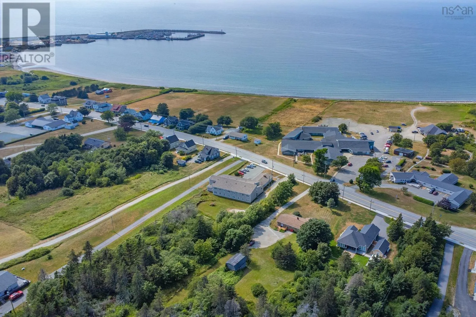 8402 Highway 1
