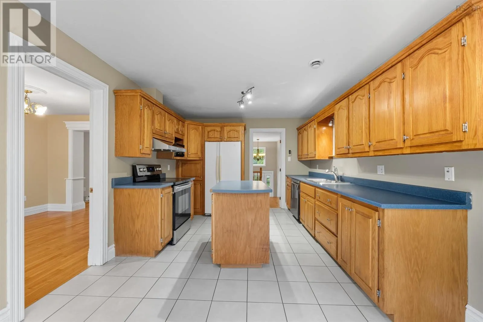 78 Kingswood Drive