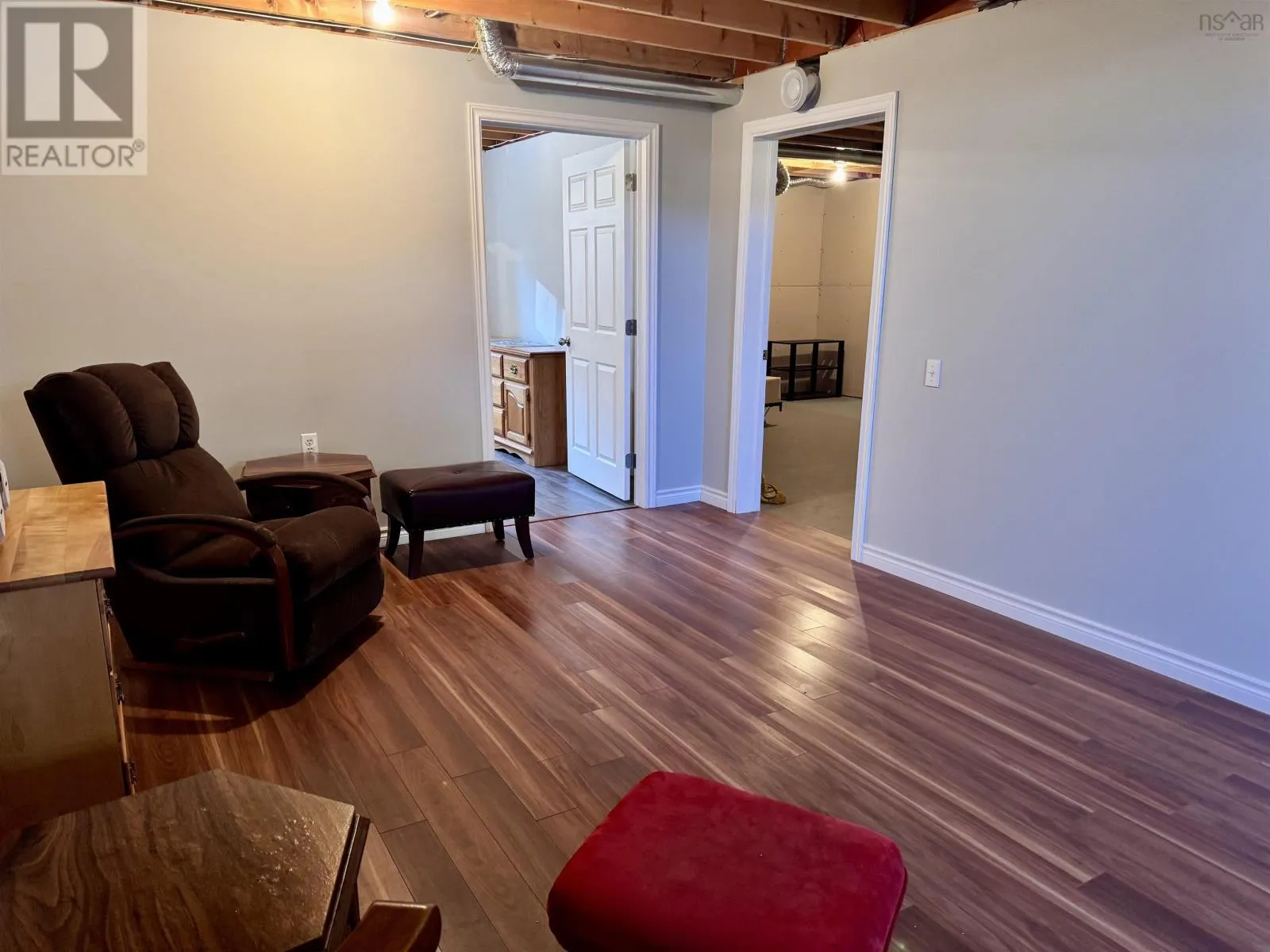 16 Melrose Avenue