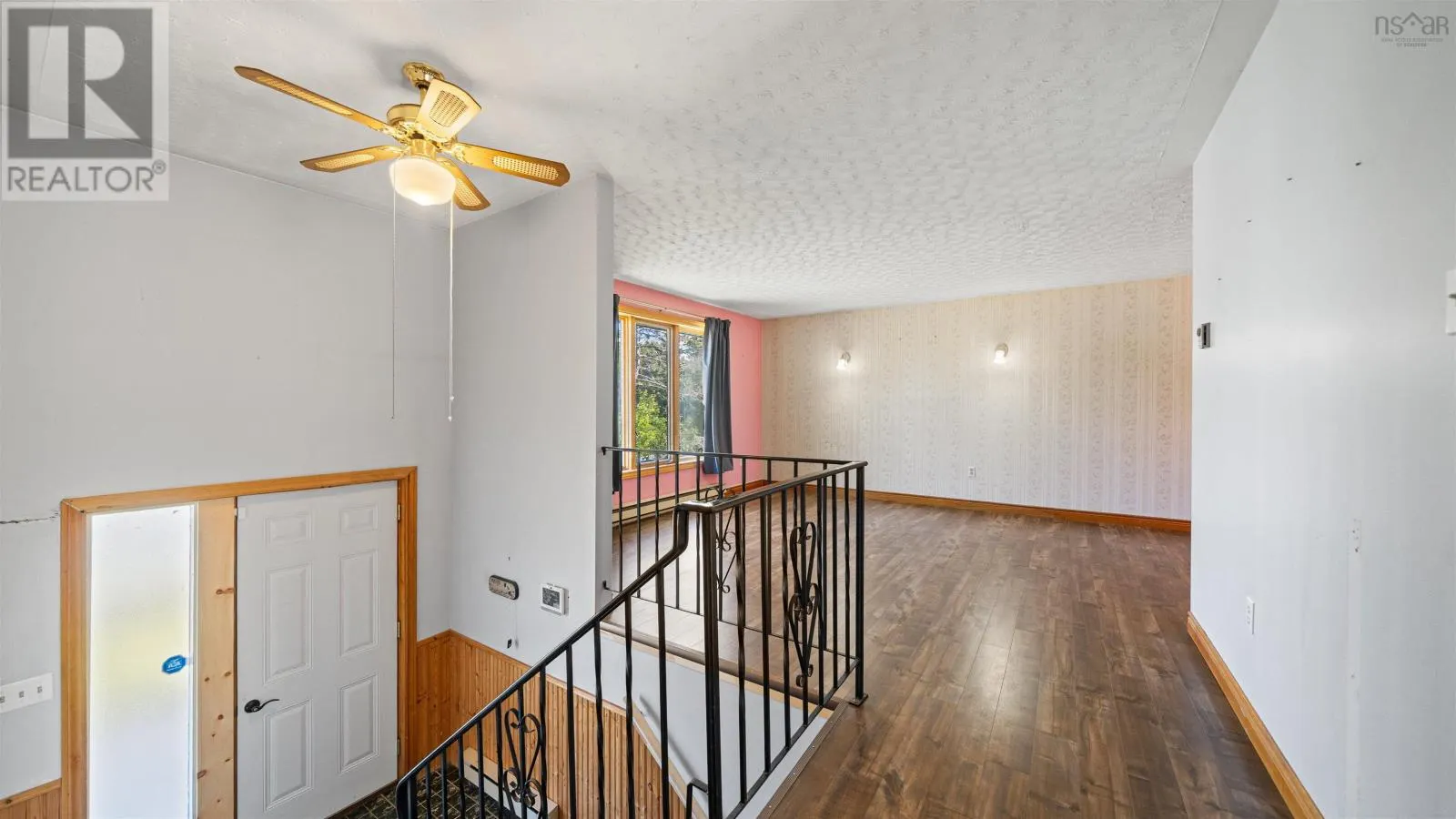 2 Echo Court
