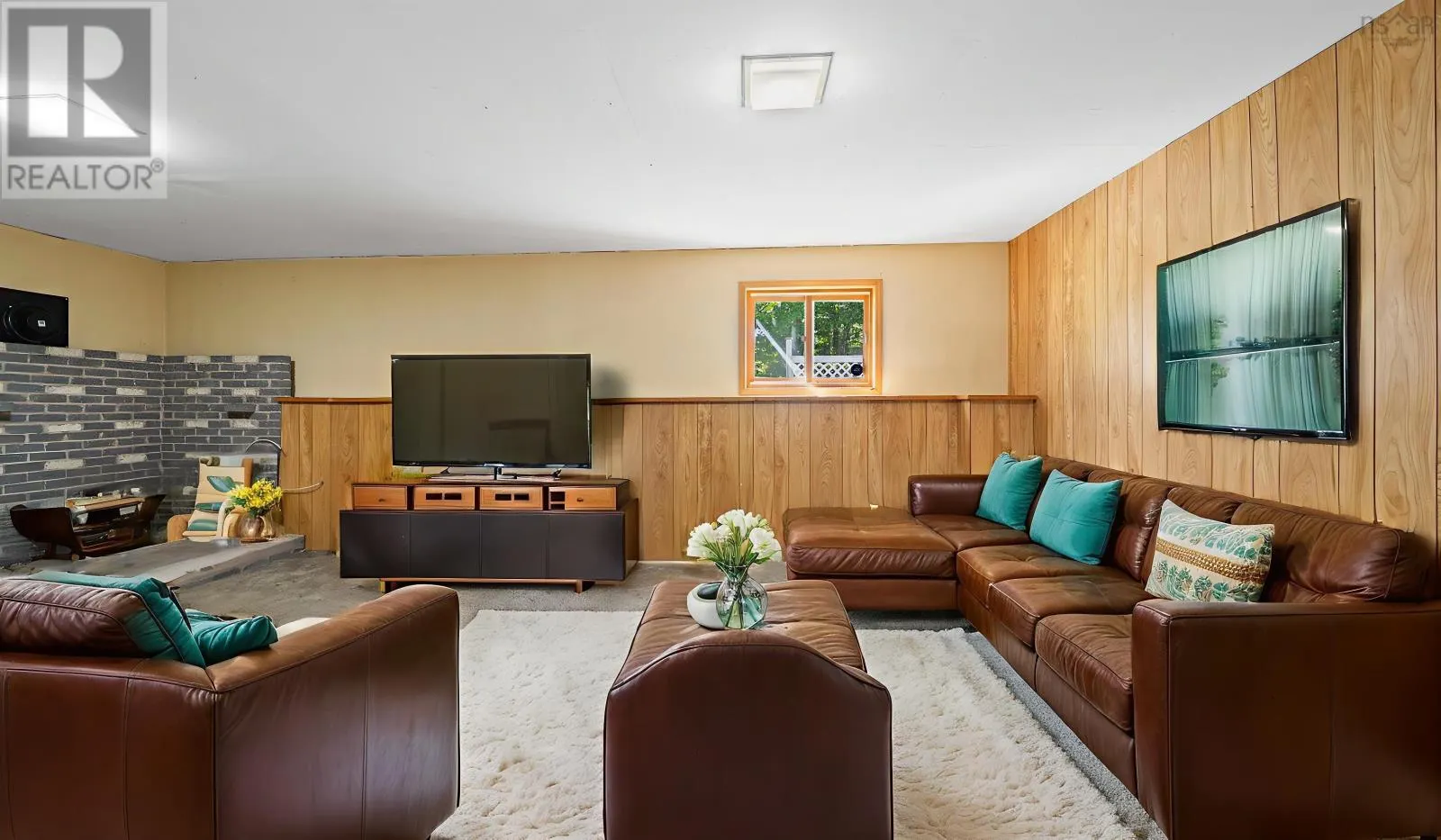 2 Echo Court