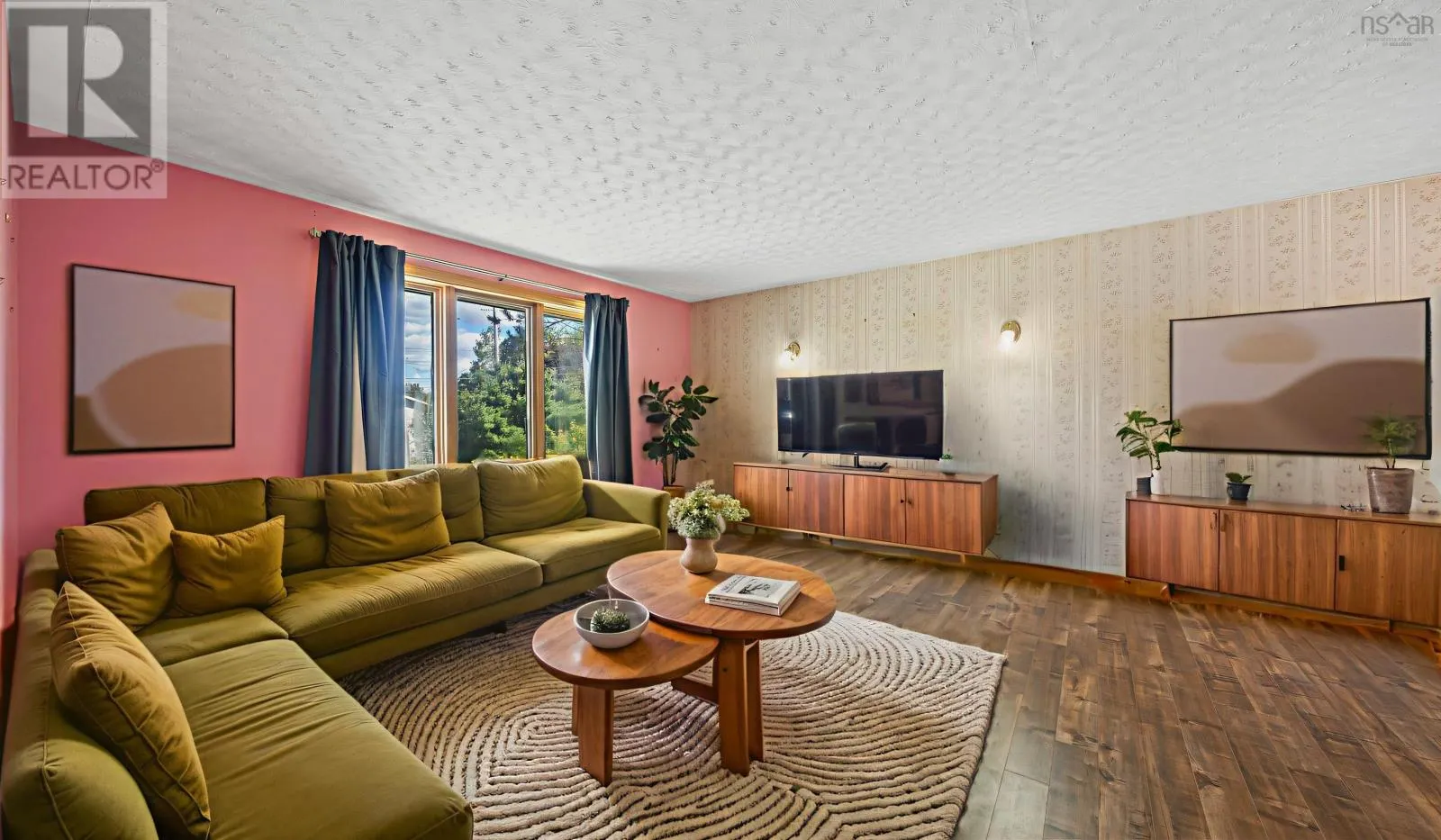 2 Echo Court