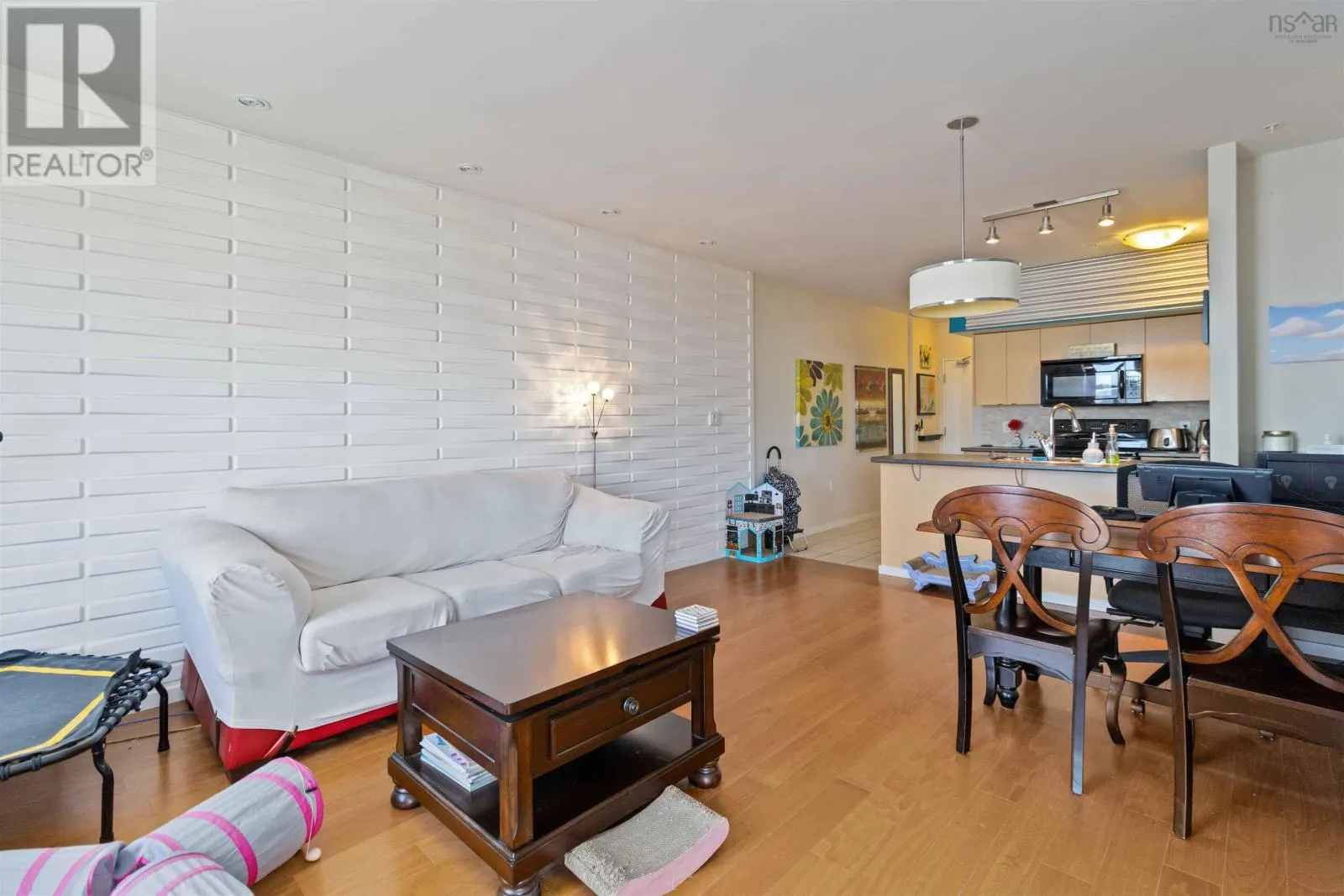 408 5221 Nora Bernard Street