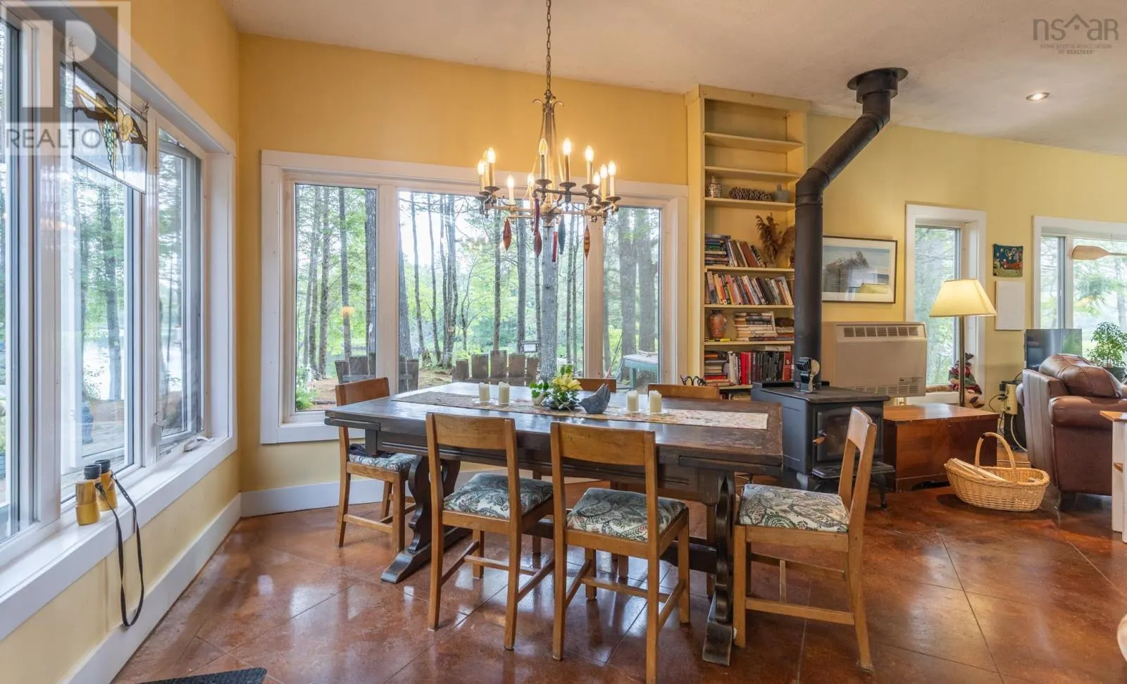1542 Canaan Road Road