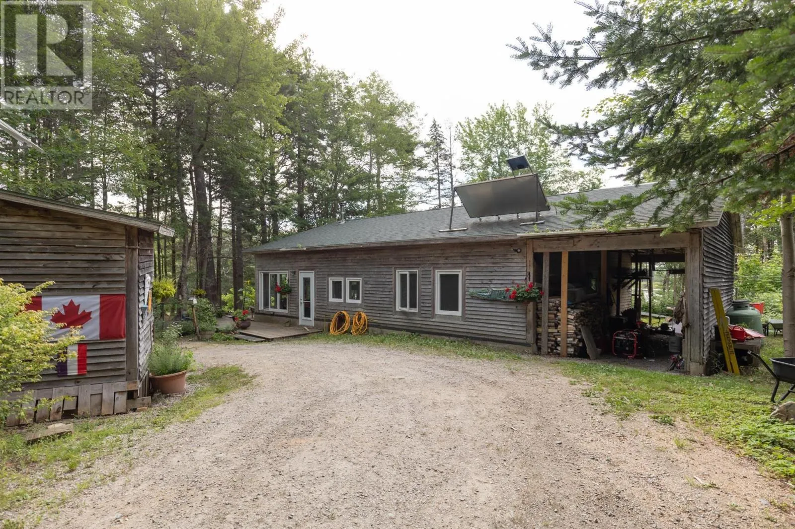 1542 Canaan Road Road