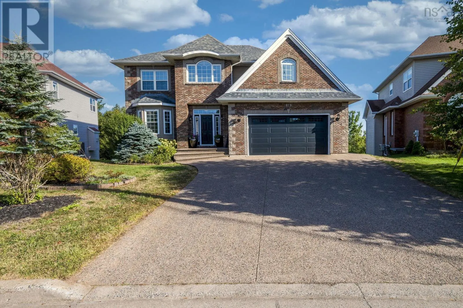 16 Vanier Way